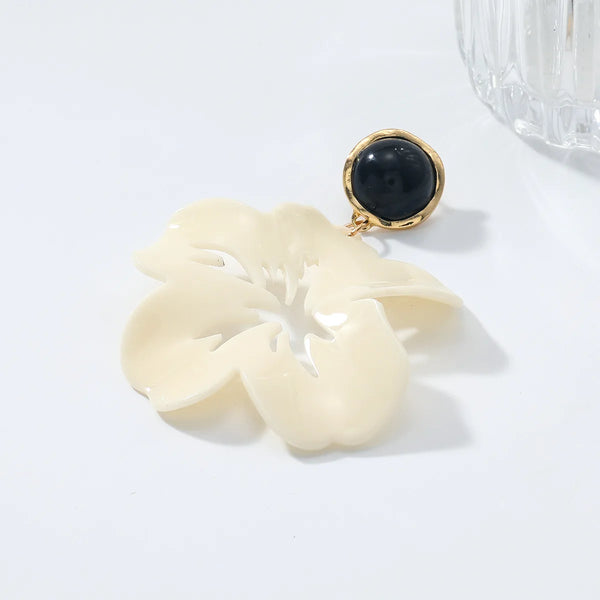 ZAAi Irregular Flower Drop